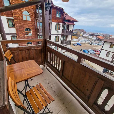 The White Beauty Appartement