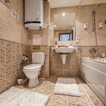 The White Beauty Apartment *