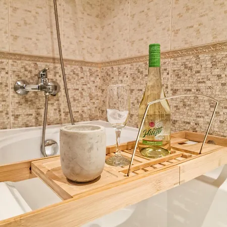 The White Beauty Apartment Bansko